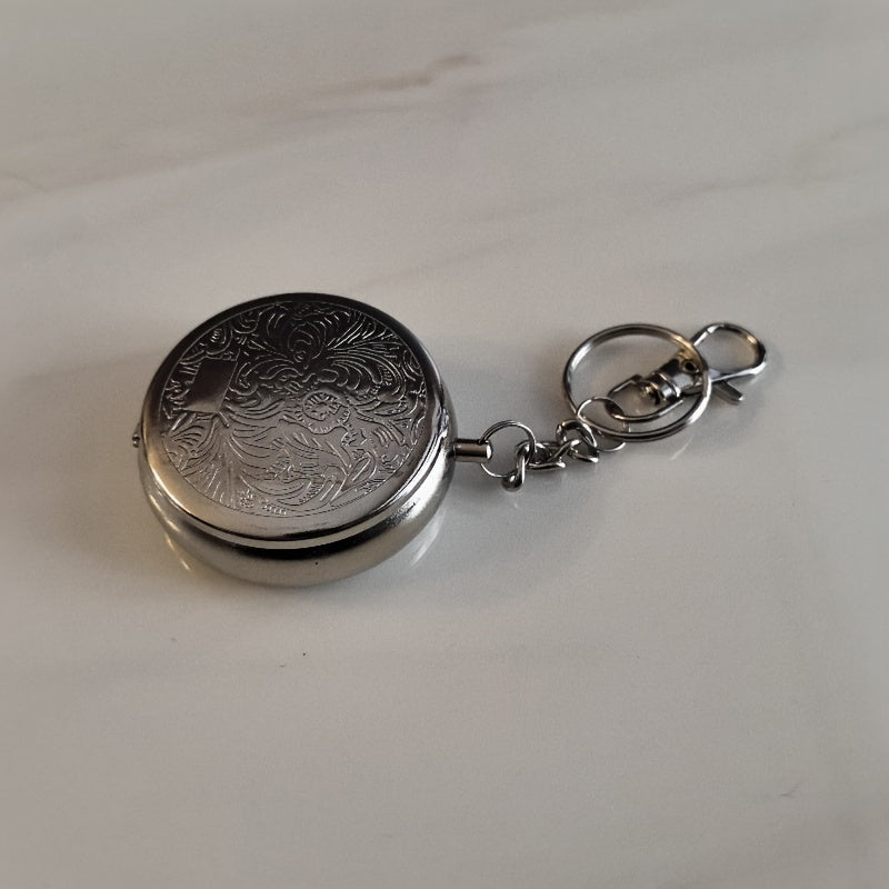 Portable Mini Ashtray with Keychain, Travel Pocket Small Household Gadget