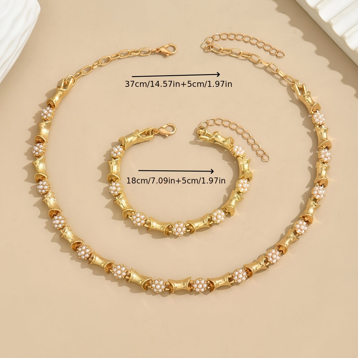 Jewelry Set with Imitation Pearls and Gold Plating for Women Includes Bracelet and Choker