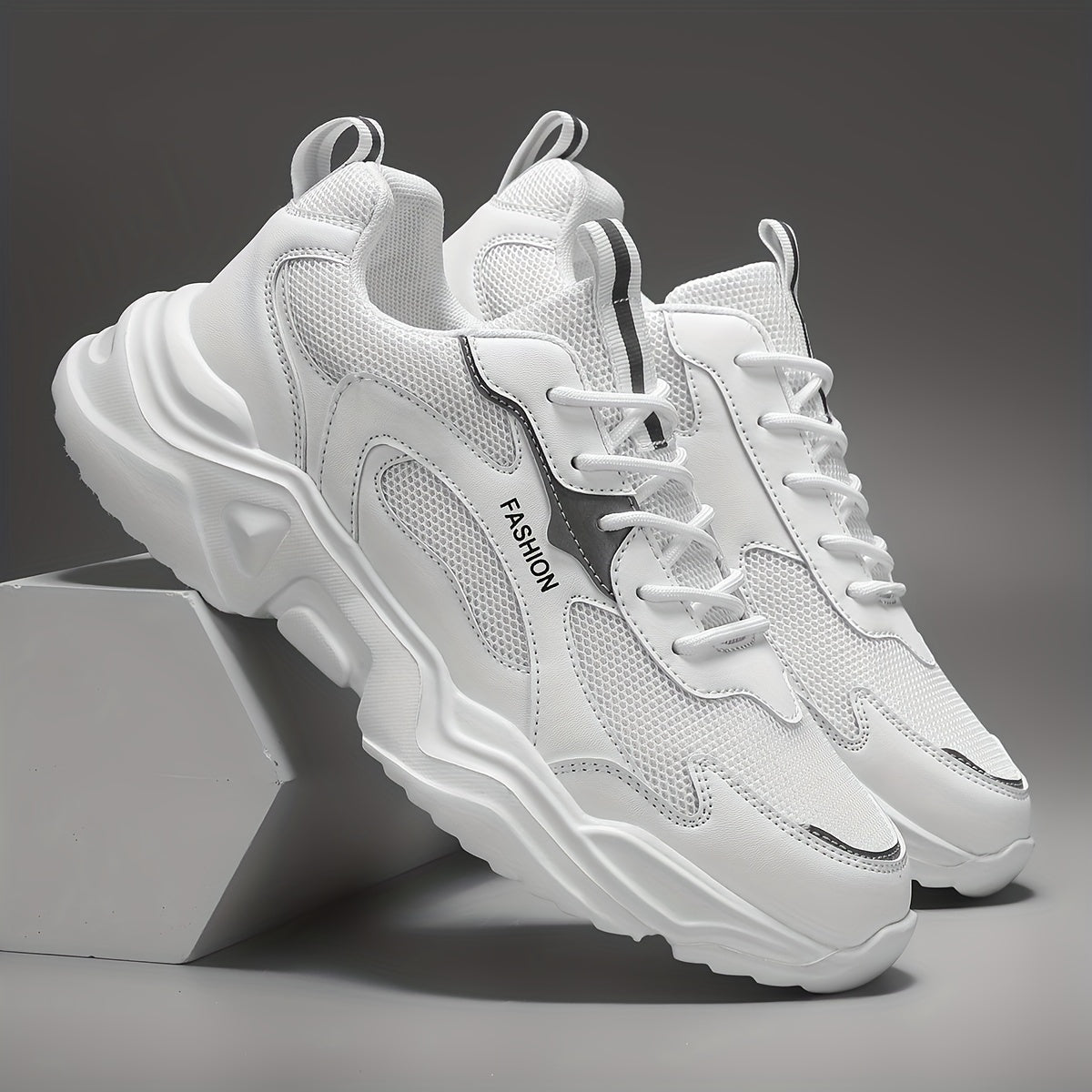 Men's Black and White Gradient Laser Pattern Sneakers Breathable Mesh Low-Top Casual Running Shoes