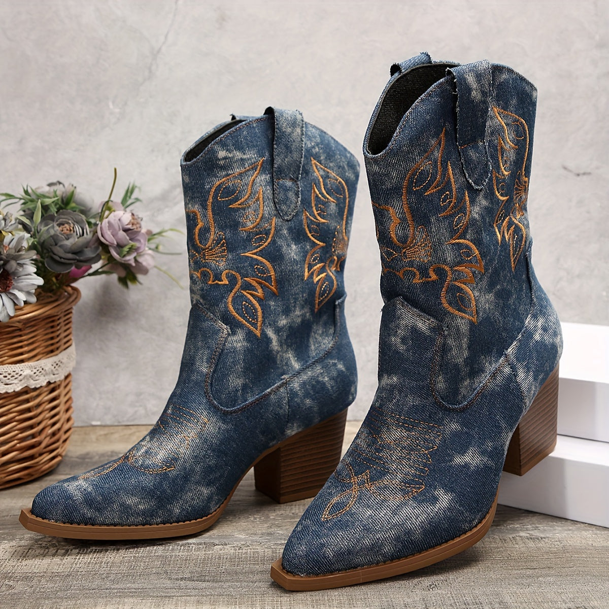 Women's Western Cowboy Boots with Cloud Embroidery Slip-On Chunky Heel