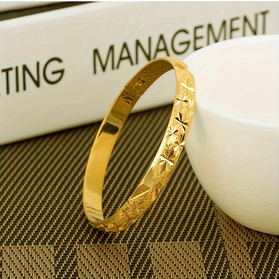 Винтажный набор браслетов из 6 штук с ретро-резьбой традиционных свадебных украшений. Идеальный подарок для женщин.