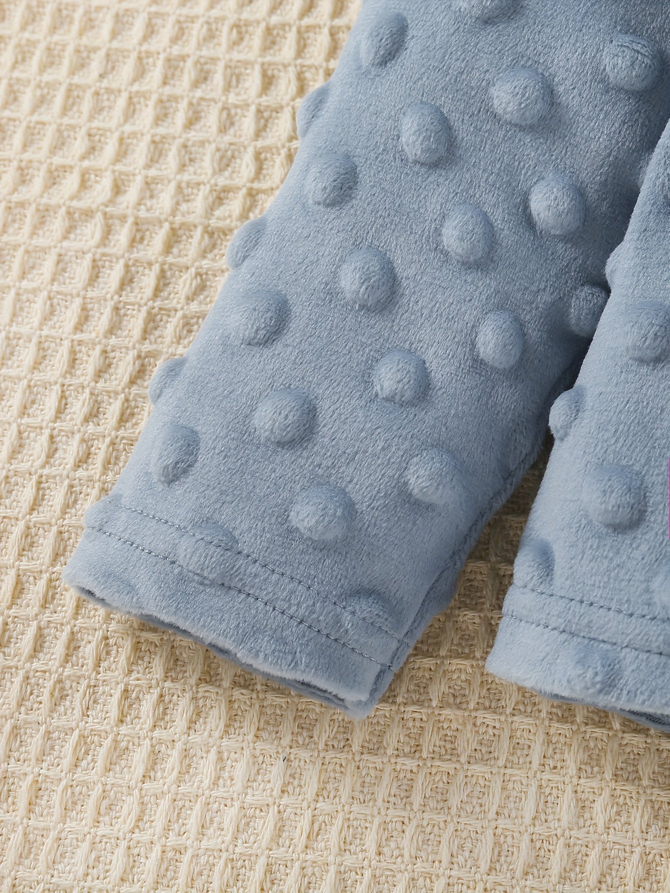 Kichkina erkaklar uchun multfilm mashina velur kostyumi, kuz-qish uchun 4 ta qismli to'plam