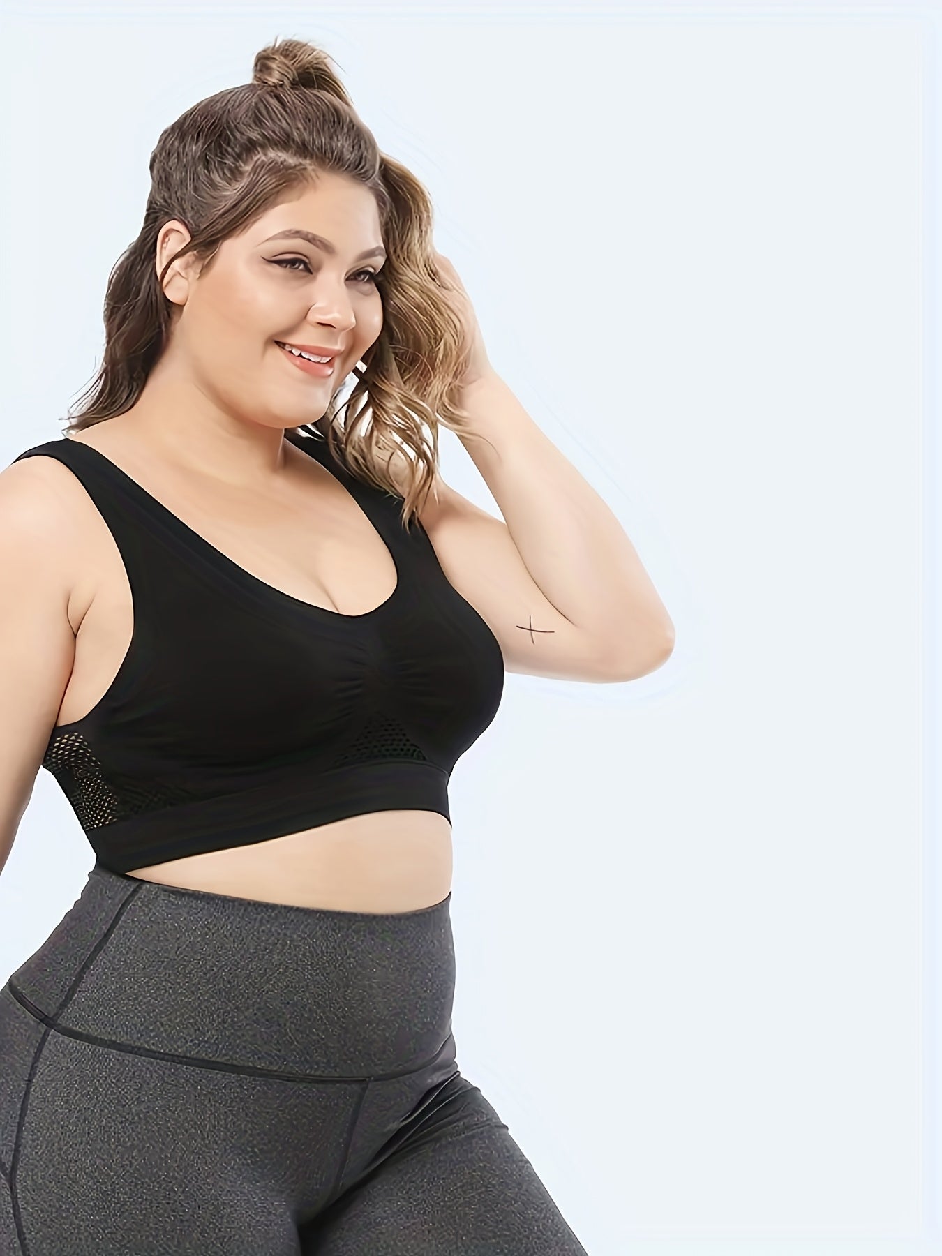 Women's Sports Bra Tank Top Set Breathable Wire-Free with Pads