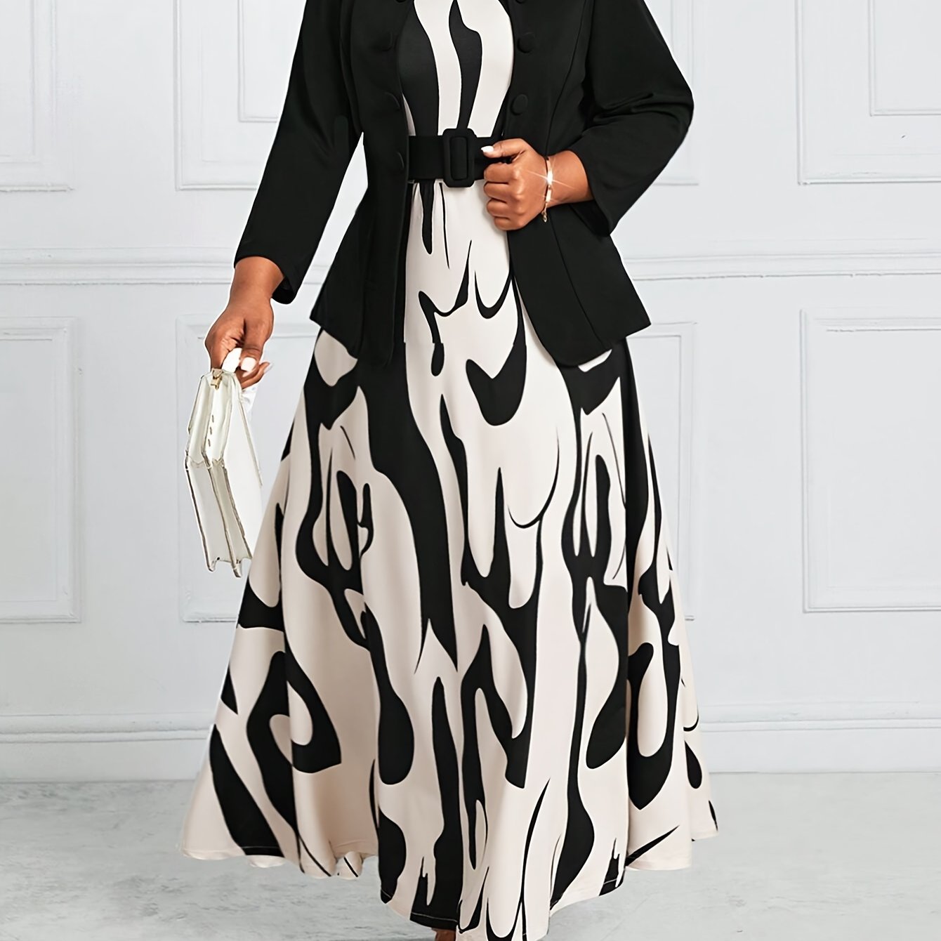 Plus-Size Pink Coat and Dress Set with Long Sleeves and Elegant Pattern