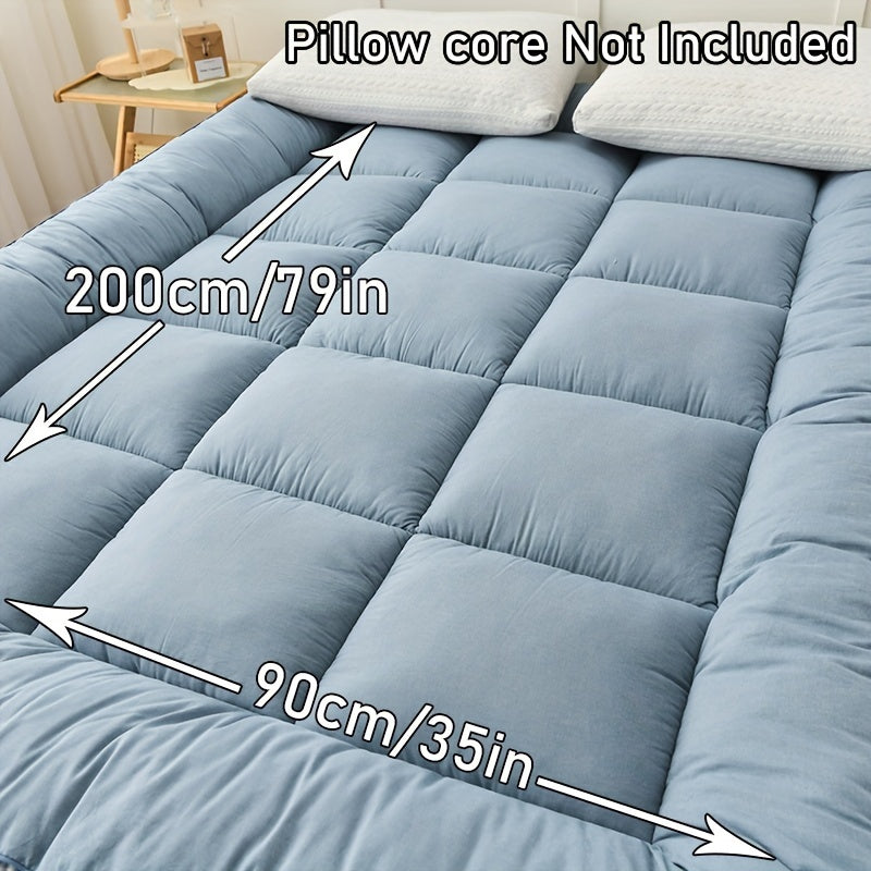 Роскошный стеганый матрасный топпер - мягкая и пушистая полиэфирная начинка и покрытие, дышащий, комфорт на все сезоны для спальни, гостевой комнаты или общежития - не водонепроницаемый, легко чистится, толщина 8-10 см.