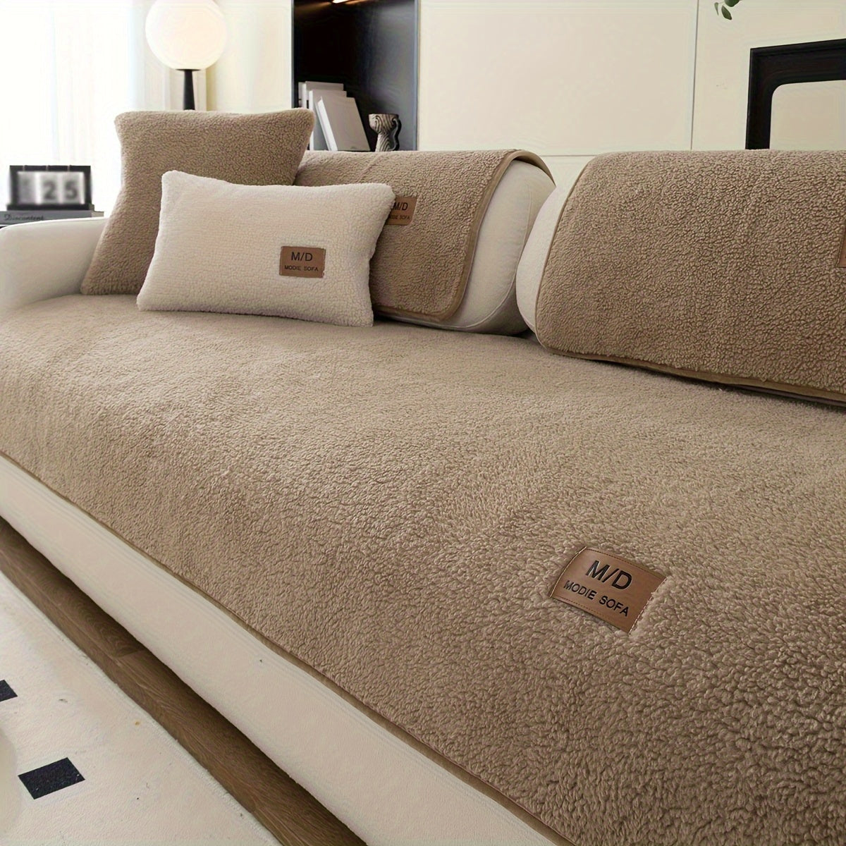 All-Season Thickened Non-Slip Sofa Slipcover for Universal Furniture Protection