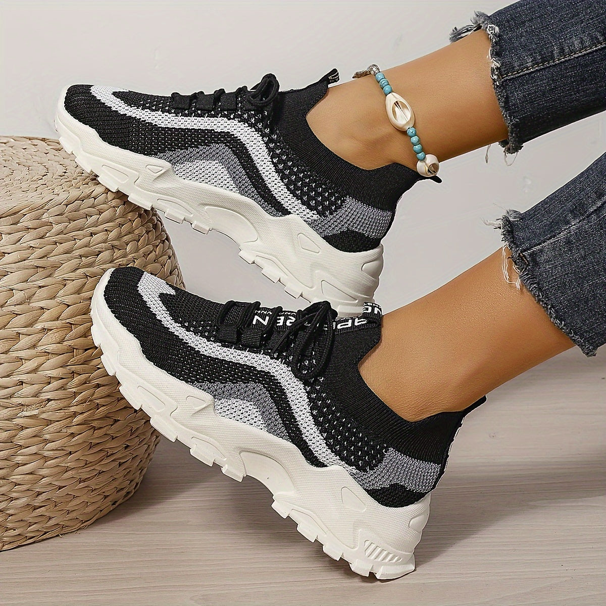 Women's Mesh Platform Sneakers Casual Low Top Tennis Shoes Plus Size