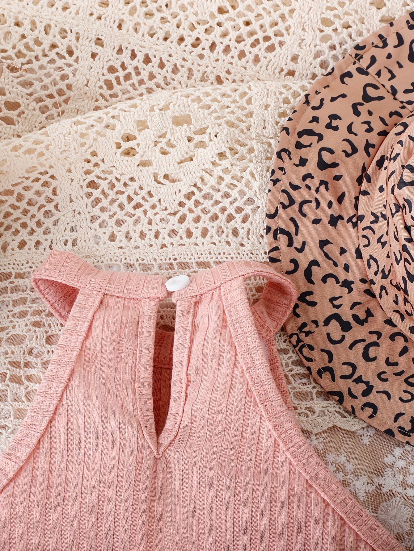 Girls Summer Outfit Set with Leopard Print Bandeau Top Tiered Skirt and Hat for Kids