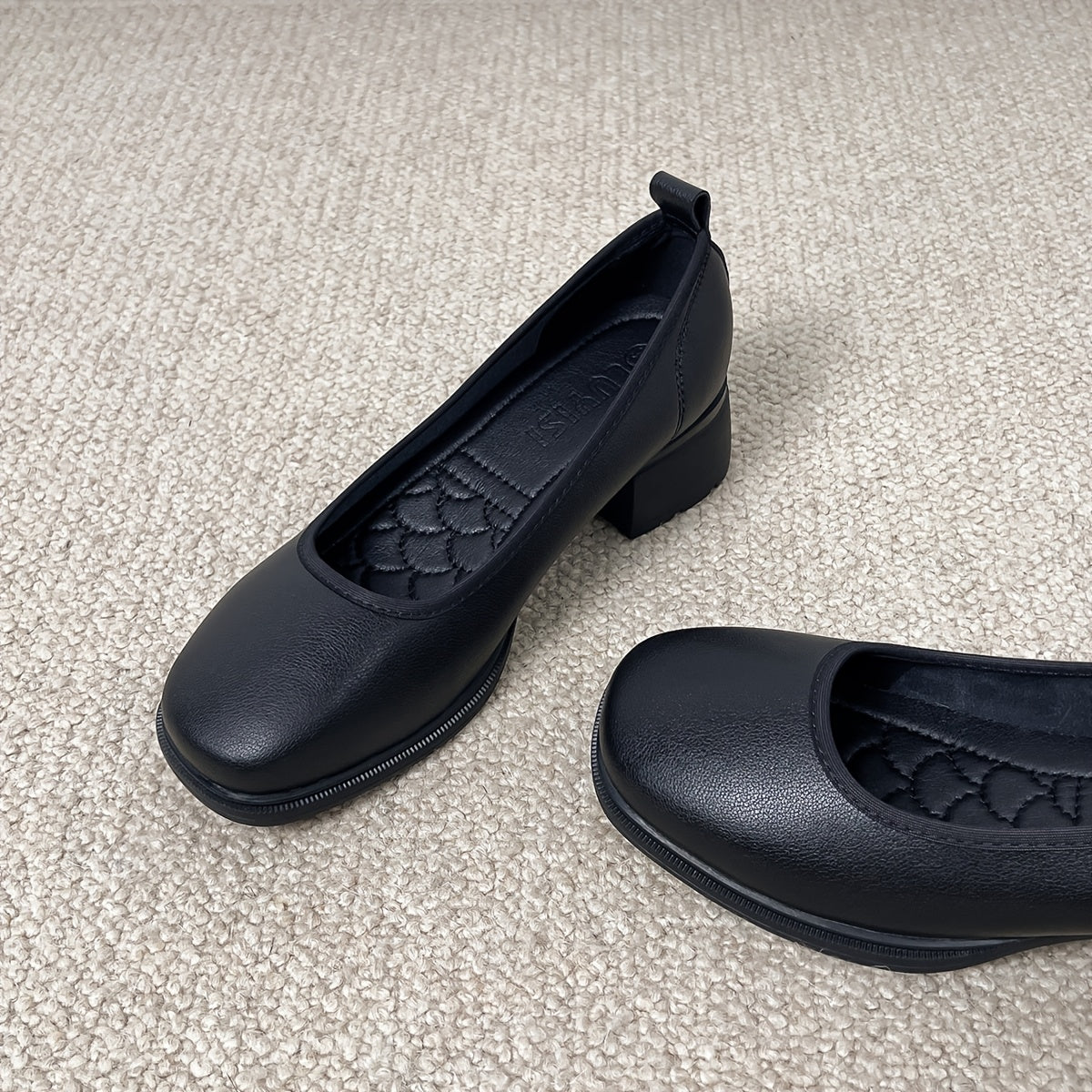 Women's Black Fashion Pumps - Comfortable Chunky Heel, Round Toe Dress Shoes