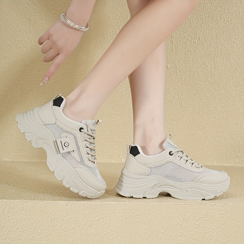 Women's Breathable Casual Flat Sneakers with Lace-Up Closure