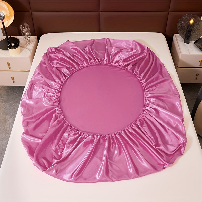 Silky Soft 100% Polyester Satin Bed Sheet for All Seasons Light Luxury Pilling-Resistant Queen Size