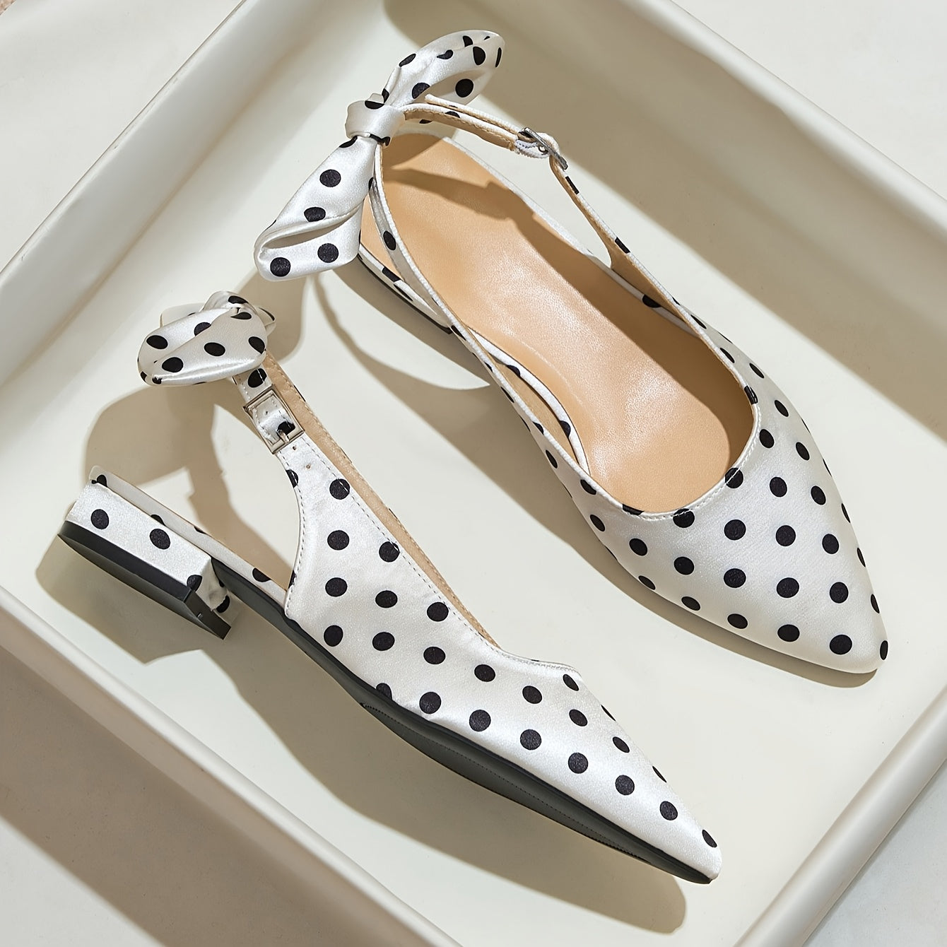 Women's Retro Polka Dot Mary Jane Shoes Black White Pointed Toe Block Heel