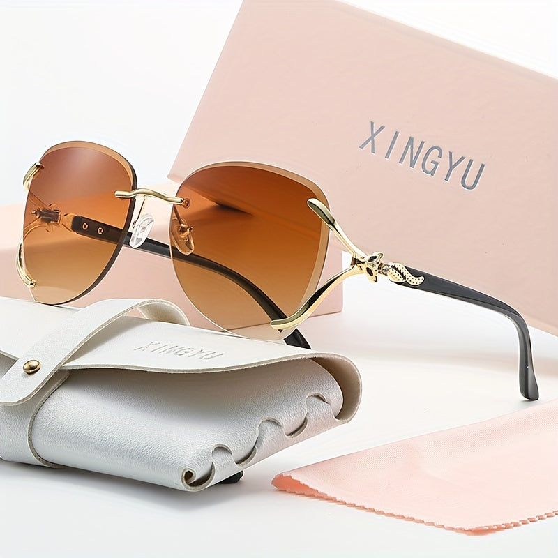 Women Rimless Chic Fox Head Sunglasses Gradient Lenses Metal Frame for Driving Outdoor