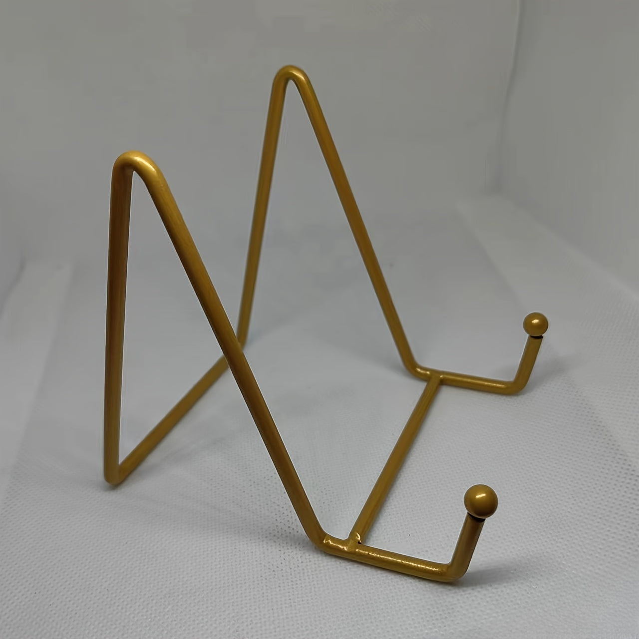 San'at asarlari, rasmlar va adabiyotlar uchun bardoshli temir tokchali vitrin - uy yoki ofis dekoratsiyasi uchun ko'p maqsadli organizator