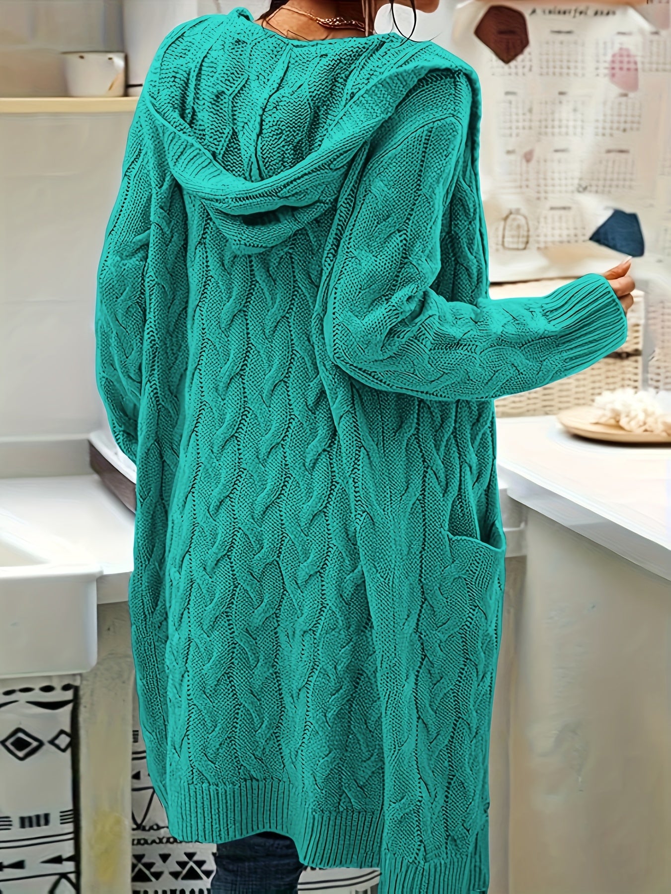 Ayollar uchun keng ko'lamli kundalik burilish oldi qopqog'li kurtka, cho'ntaklar bilan