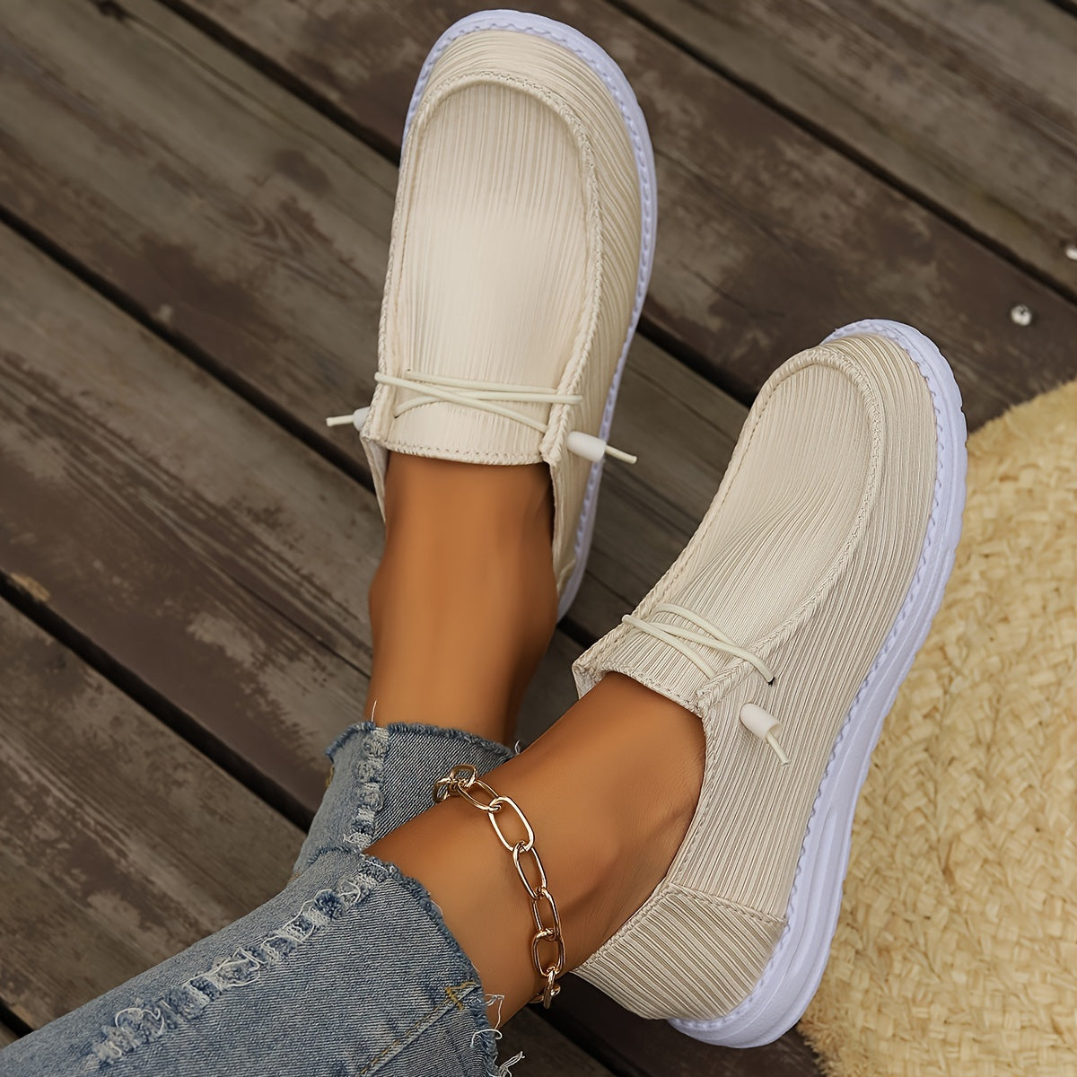 Women's Canvas Slip-On Flat Shoes Breathable Loafers Walking Shoes