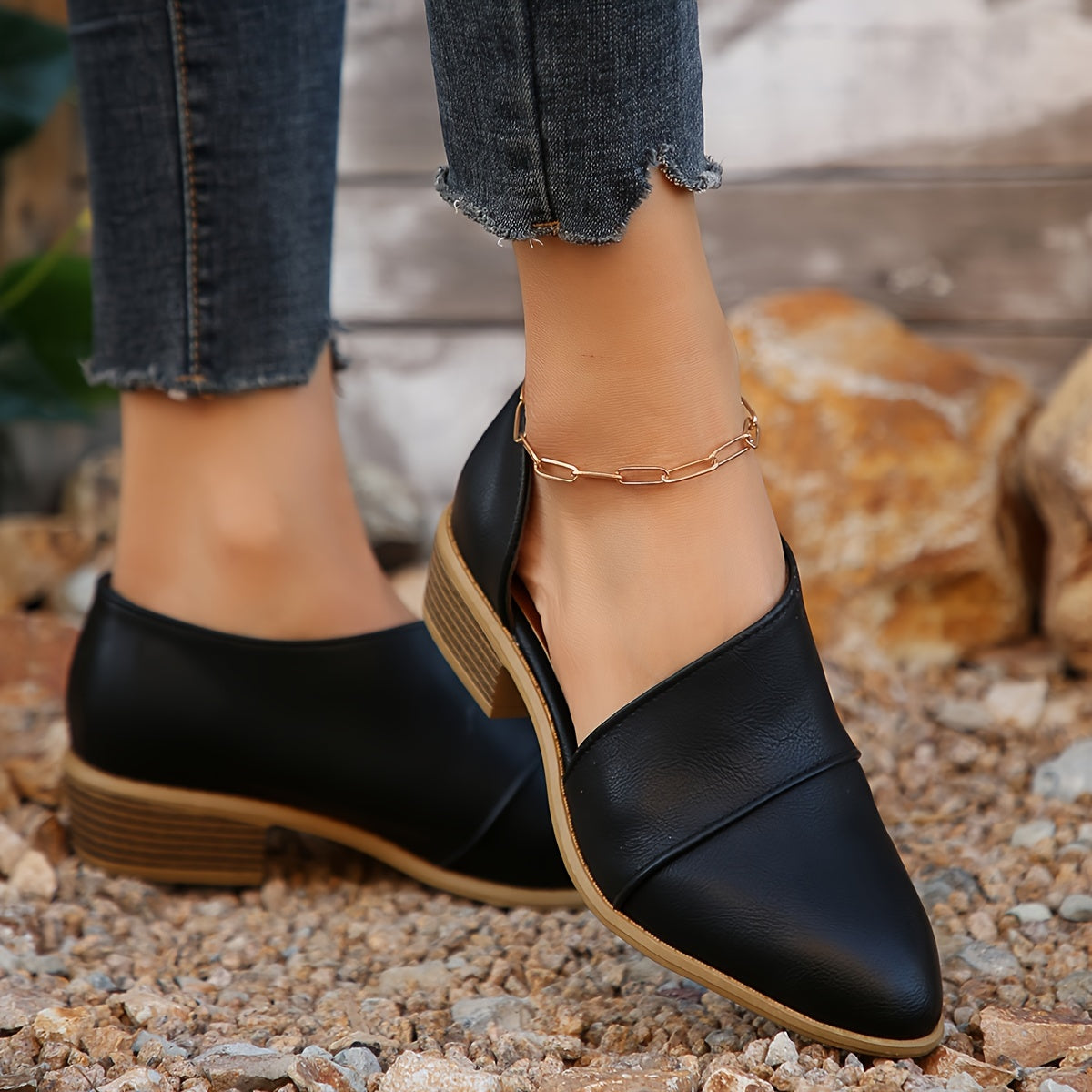 Women's Side Cut-Out Ankle Boots Slip-On Chunky Low Heeled Shoes
