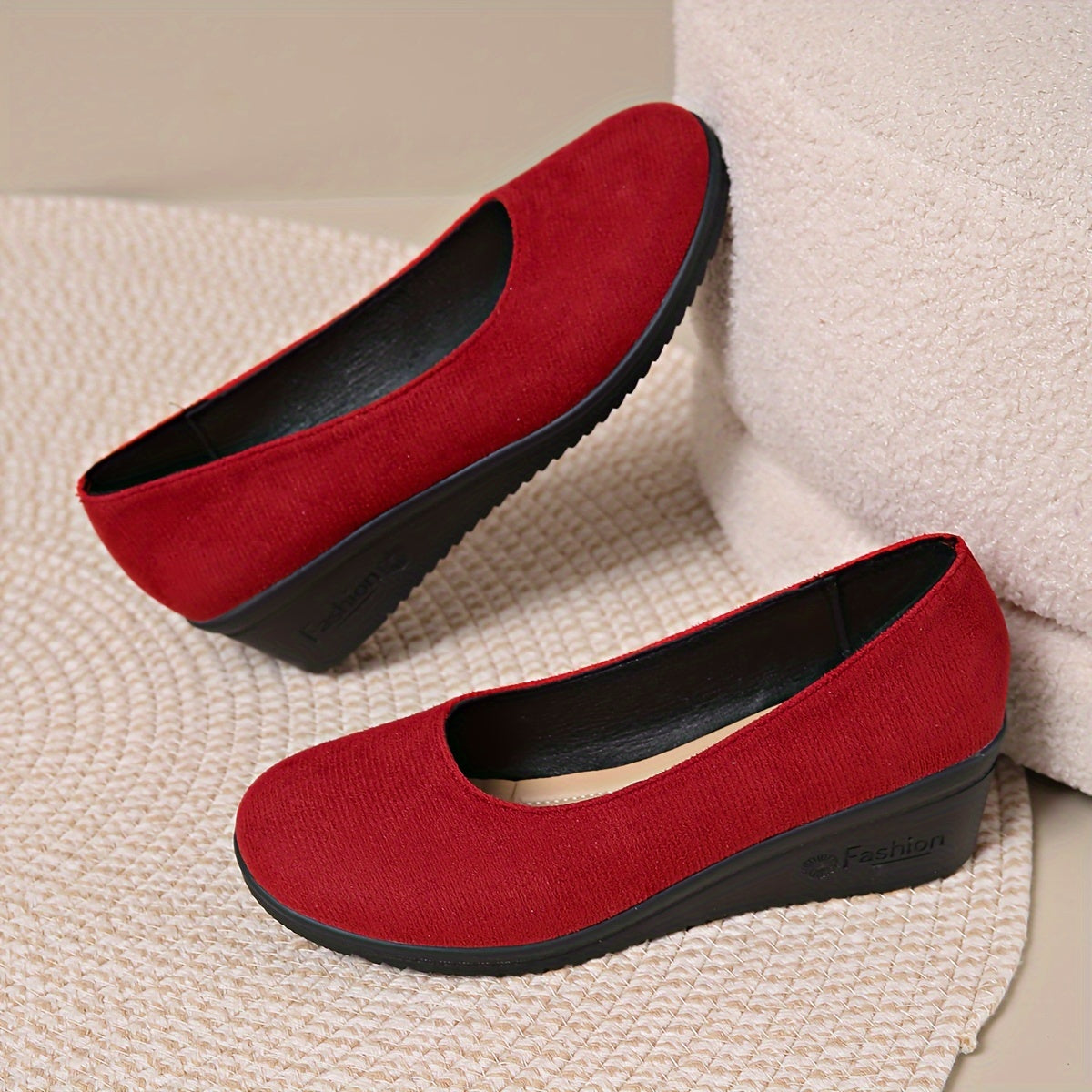 Women's Round Toe Chunky Heel Shoes Slip-On Comfortable Pumps