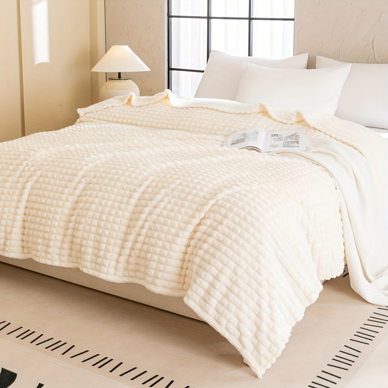 Reversible Flannel Blanket for All Seasons Checkered Bed Cover Soft and Easy to Clean