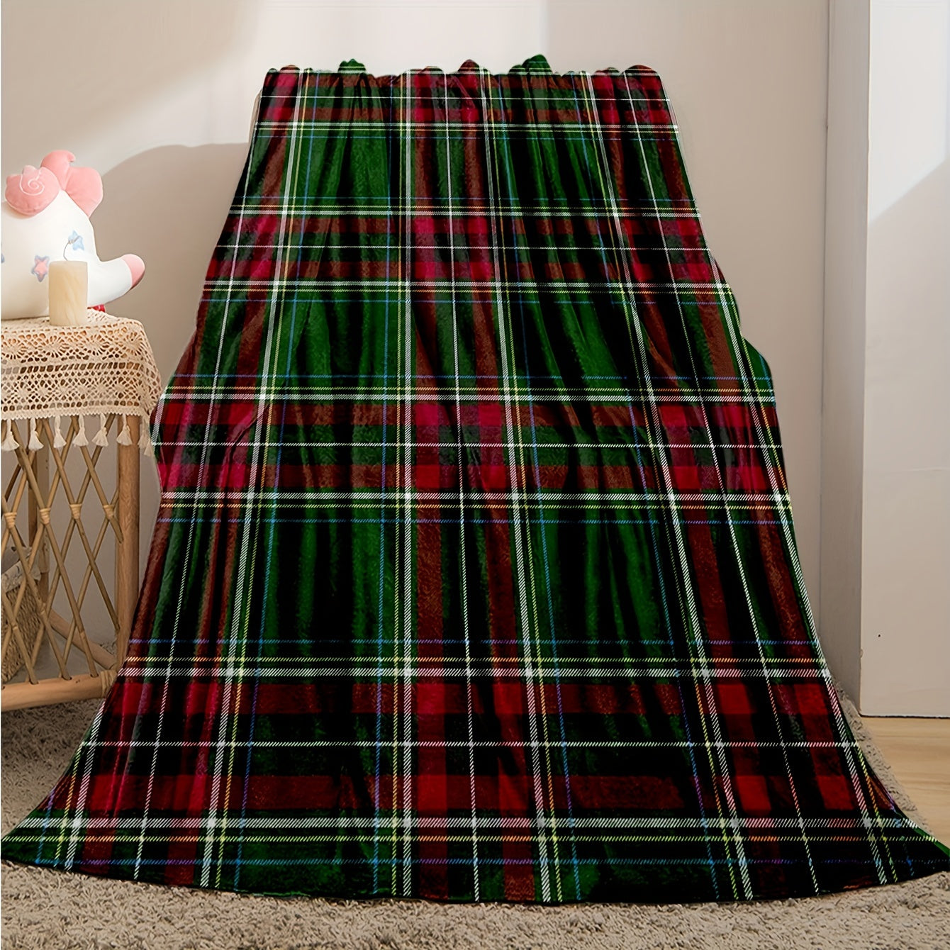 Cozy Flannel Plaid Throw Blanket for Couch Bed Stain-Resistant Machine Washable