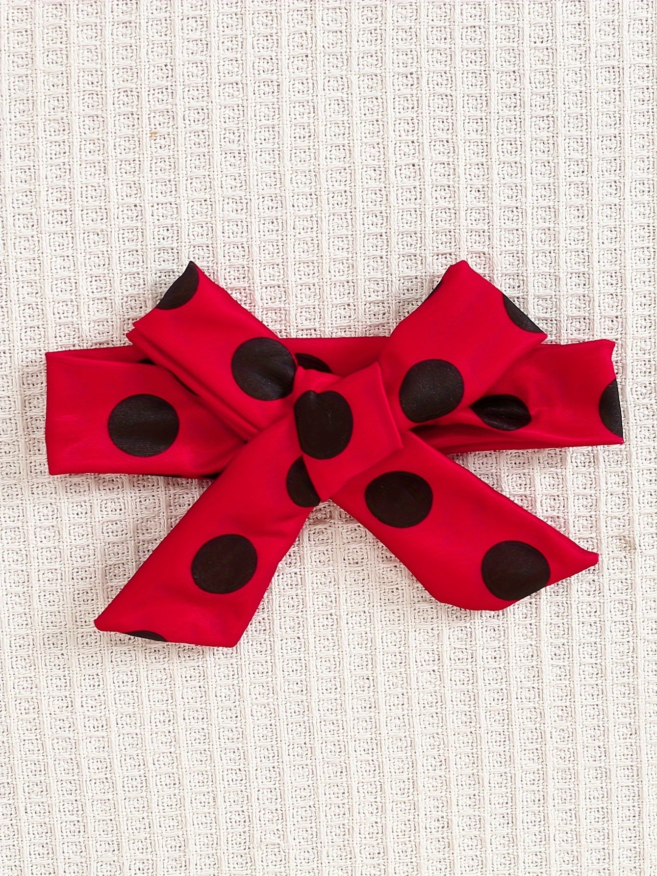 Toddler Girl Ladybug Print Polyester Outfit with Long Sleeve Crew Neck Pullover and Pants