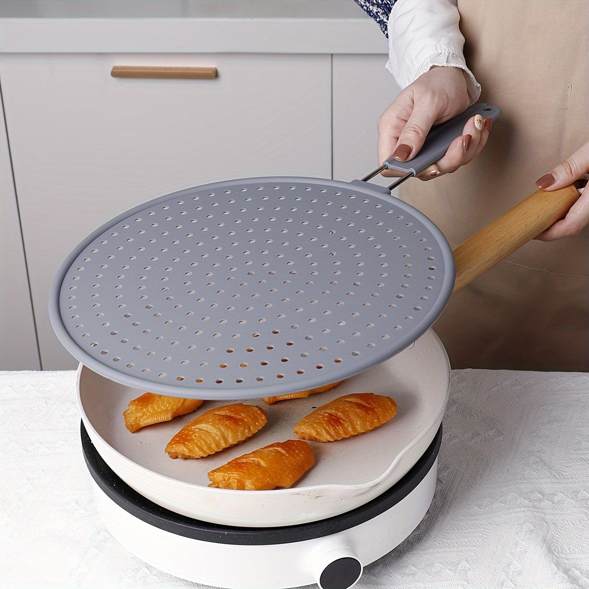 Stainless Steel Splatter Screen with Silicone Mesh for Frying Pan Kitchen Tool