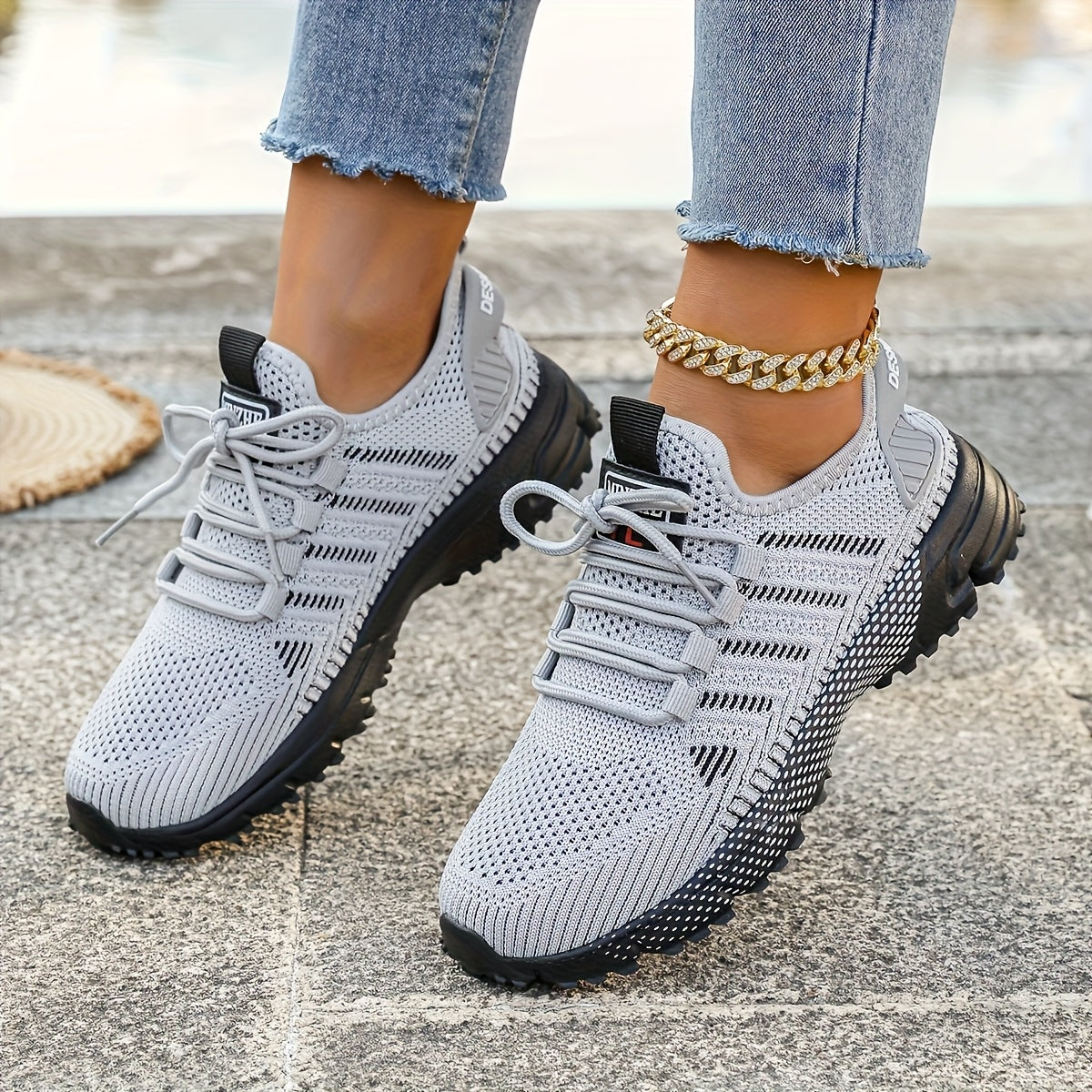 Ayollar uchun kundalik qora slip-on sport poyafzallari nafas oladigan yozgi sport poyafzallari