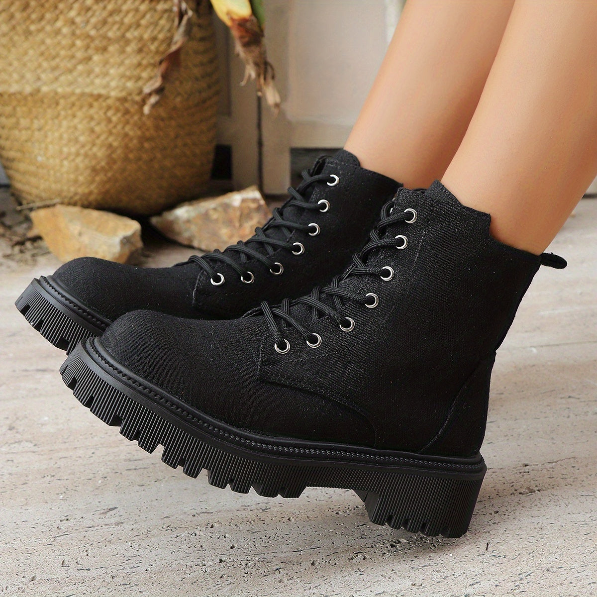Women's Ankle Boots Lace-Up Non-Slip TPR Sole Cushioned Black All-Season