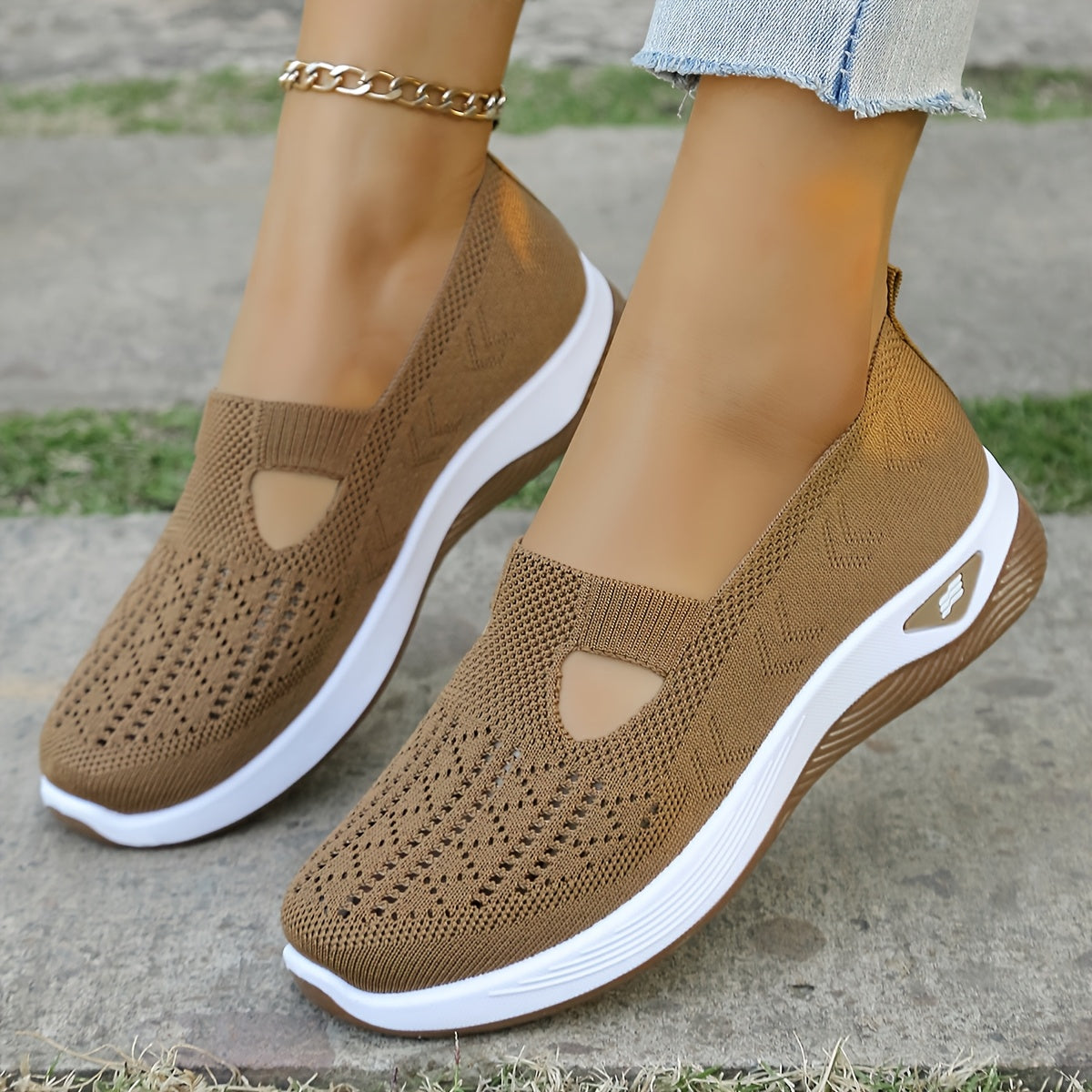 Women’s Breathable Knit Slip-On Flats Casual Walking Shoes White Black Sole