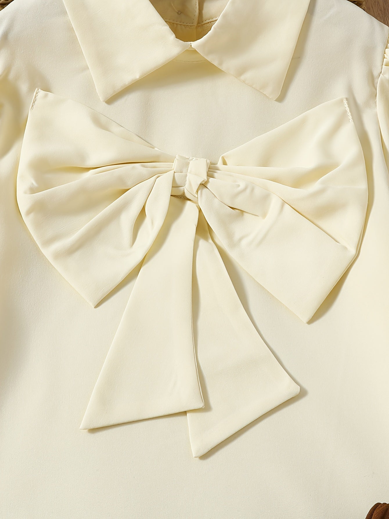 2024 Yangi Qizlar Bahor/Kuz Kiymlari: Zamonaviy Barokko Qirqilgan Kamarli Ko'ylak va Suspender Yubka, Ikki Qismli To'plam.