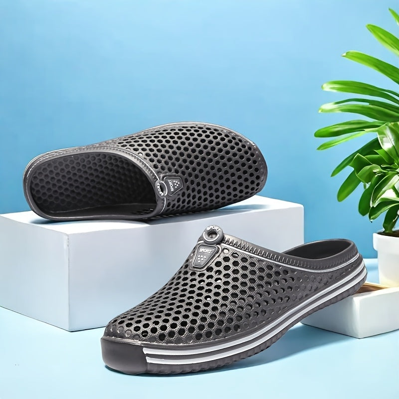 Ayollar uchun qizil EVA slip-on sandalilar, teshikli dizayn bilan