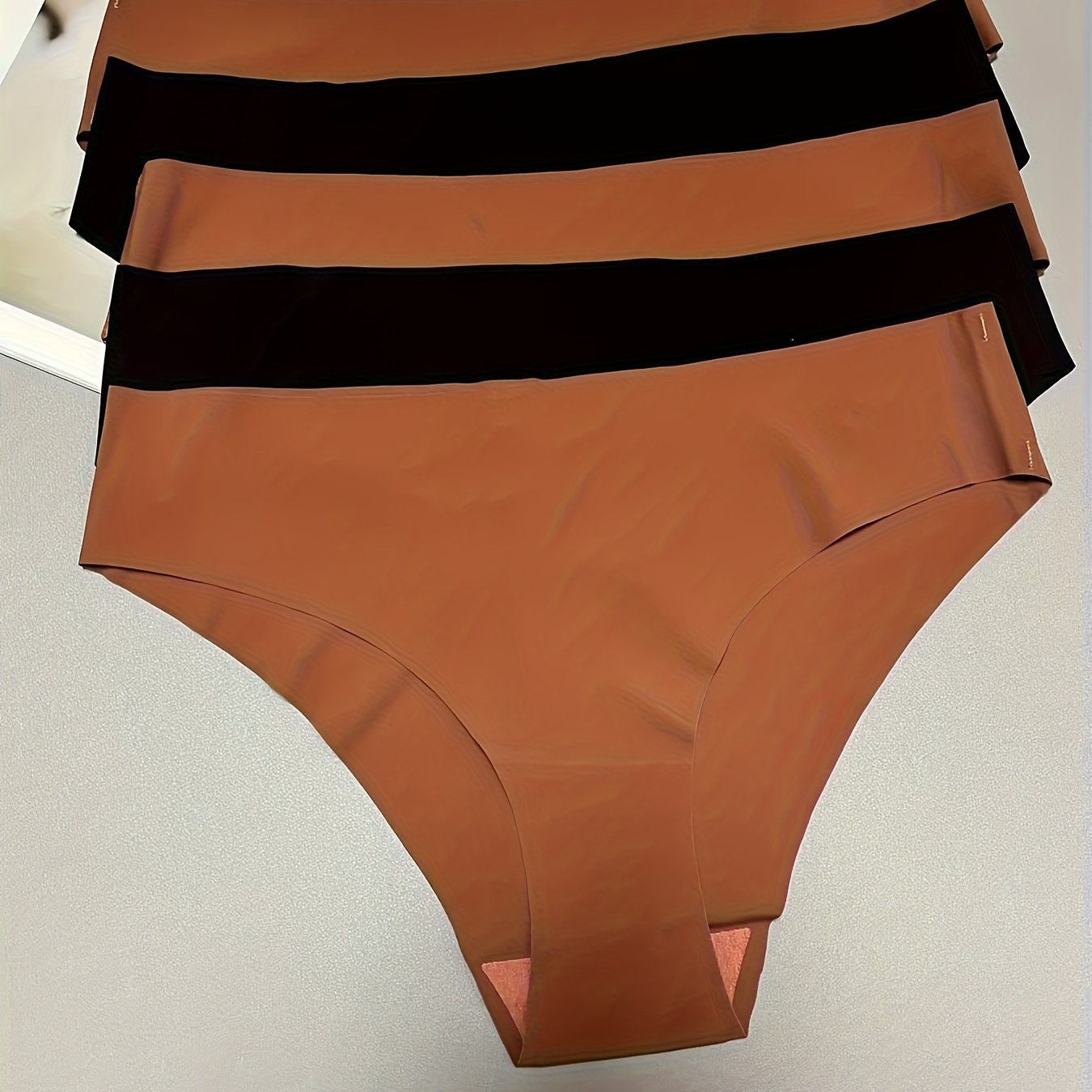 Women's Black Seamless Briefs Low-Rise Breathable Nylon Elastane Stretchy Hand Wash