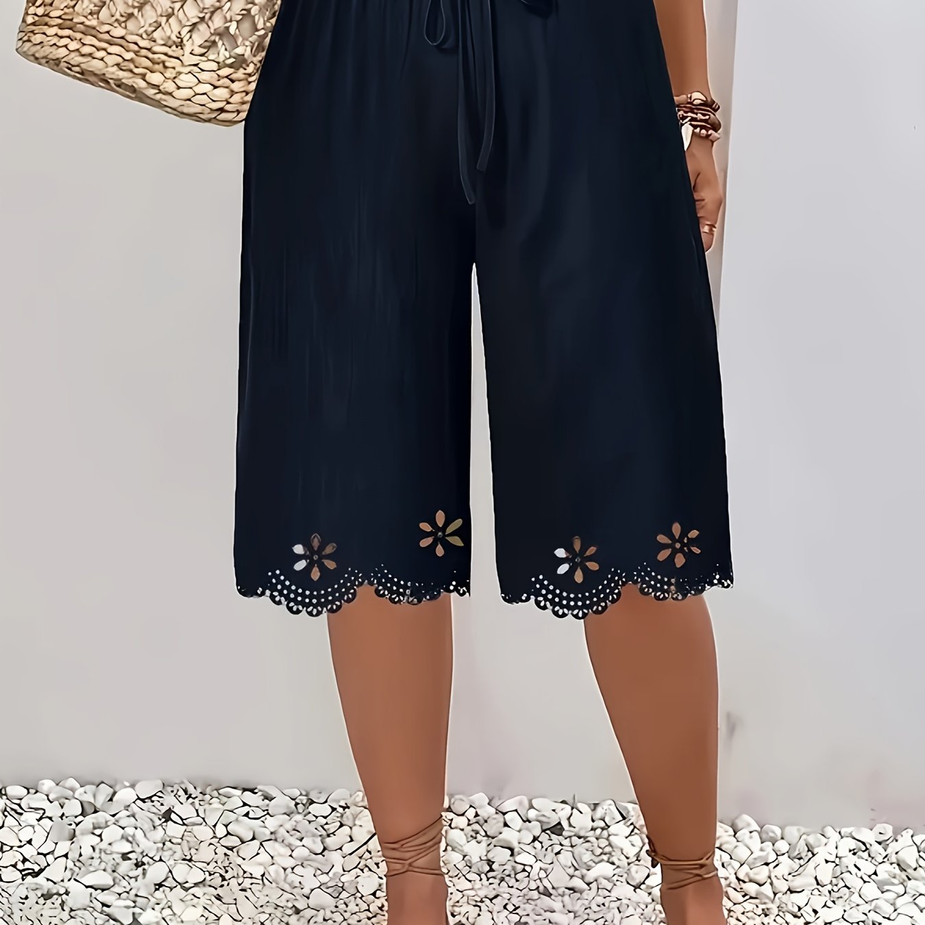 Women's Plus Size Floral Hem Loose Fit Drawstring Shorts