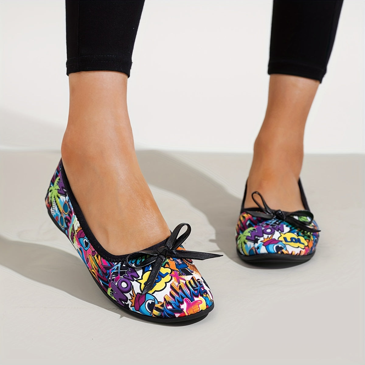 Zapatos planos de lona para mujer con estampado de dibujos animados y detalles de lazo