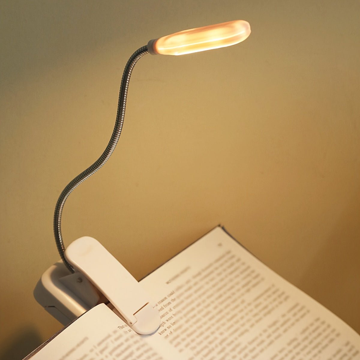 Lámpara de lectura LED ajustable con clip de luz amarilla para lectura