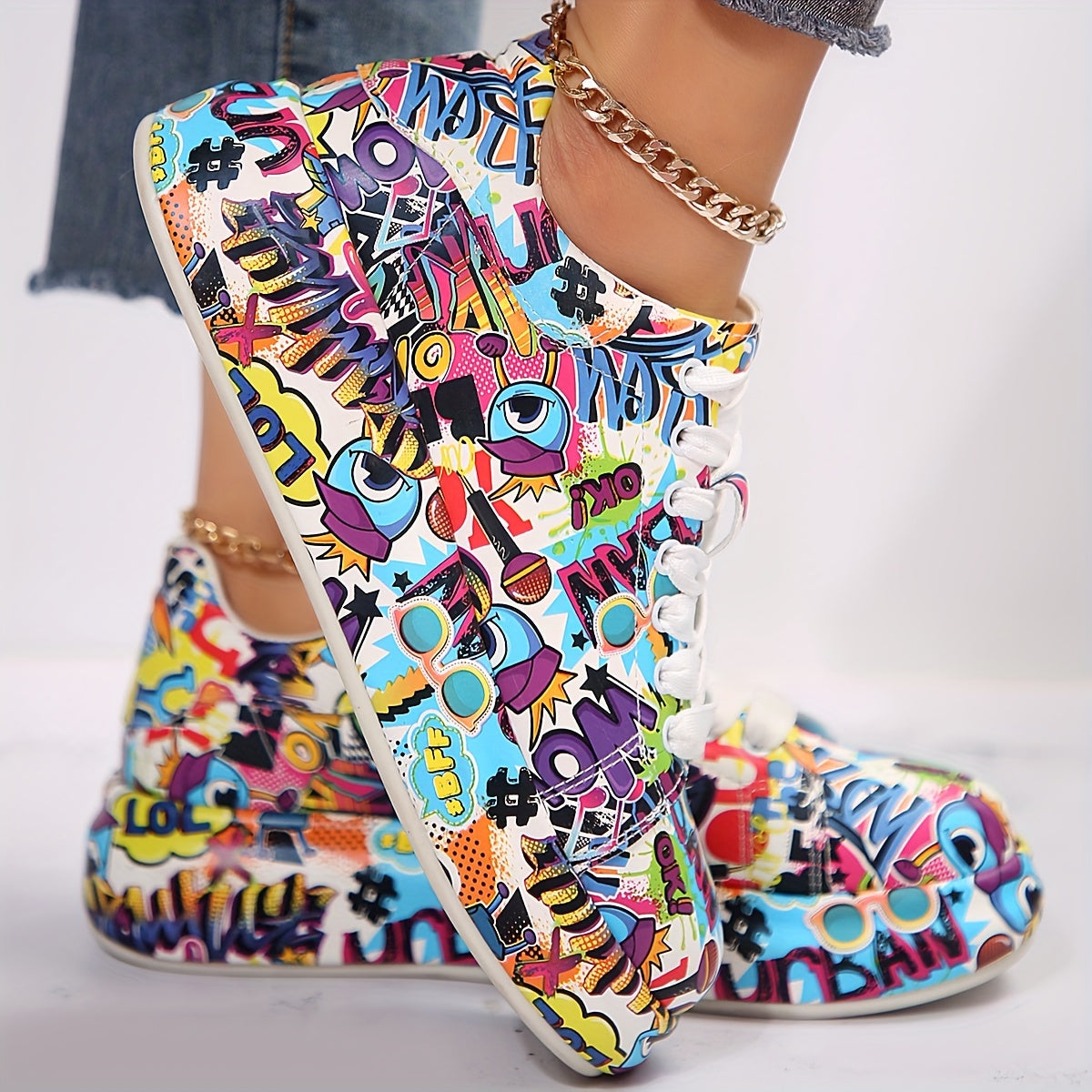 Women'S High-Top Sneakers Synthetic Cushioned Sole Vibrant Graffiti