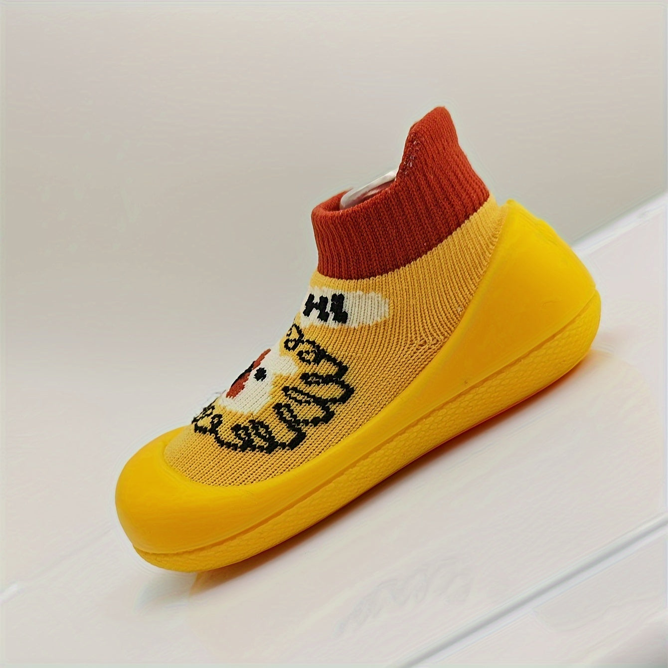 Toddler Slip-On Shoes for Boys and Girls Cartoon Pattern All-Season Fabric Sole