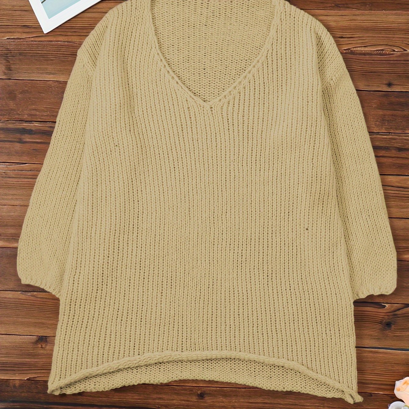 Women's Plus Size Casual V-Neck Oversized Sweater in Solid Color