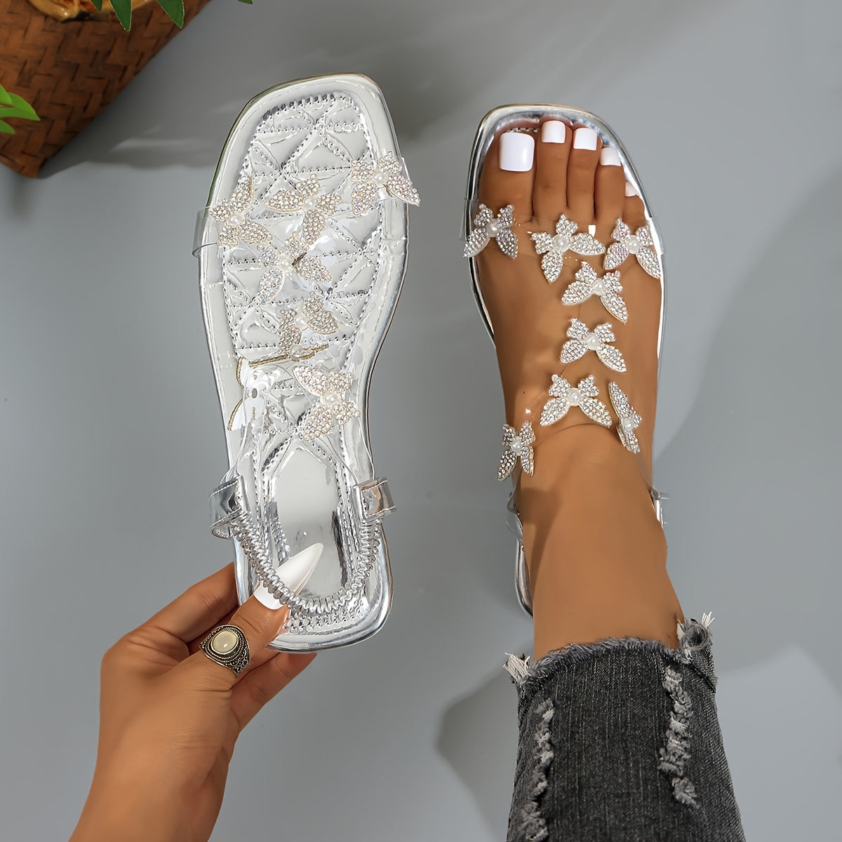 Women's Flat Sandals Butterfly Embellishments Summer Shoes Strappy Slip-On