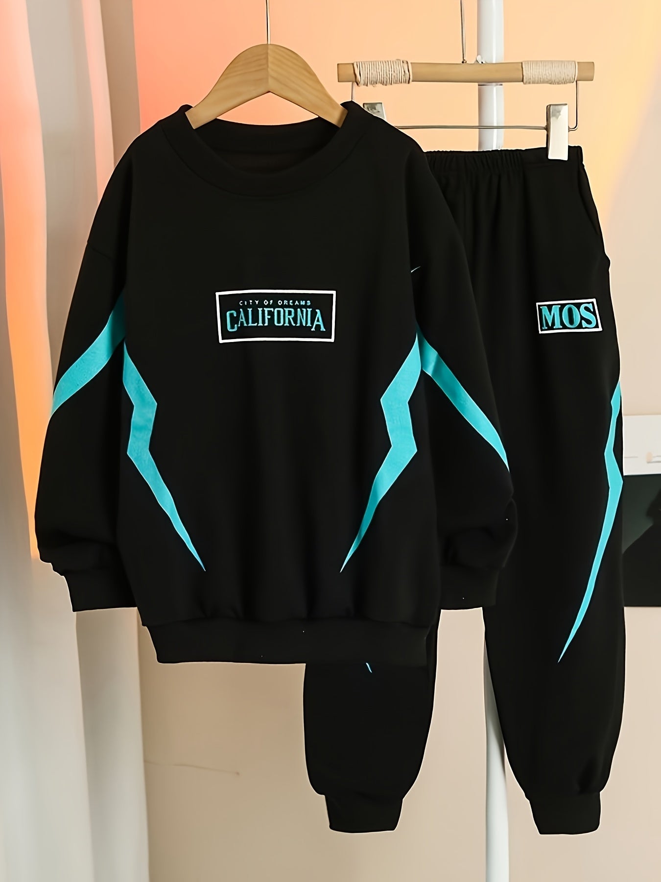 Детский комплект для мальчиков: свитшот с длинными рукавами и принтом букв, и спортивные штаны, повседневная одежда для весны и осени