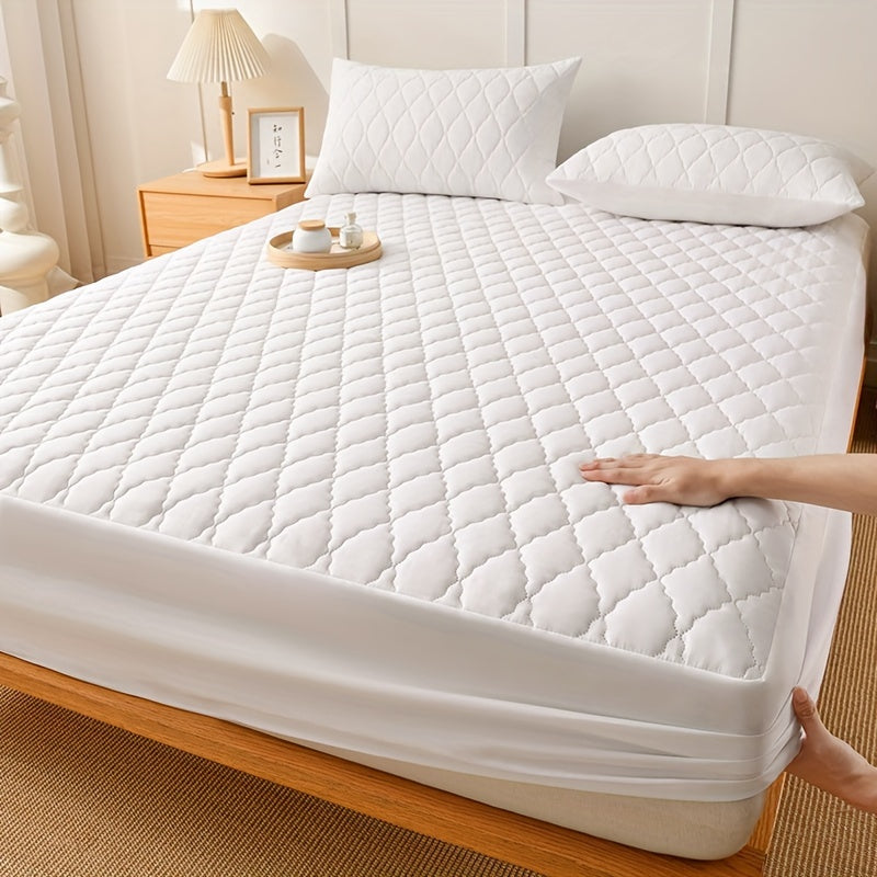 Waterproof Quilted Mattress Protector Single Double Hypoallergenic Polyester Easy to Clean