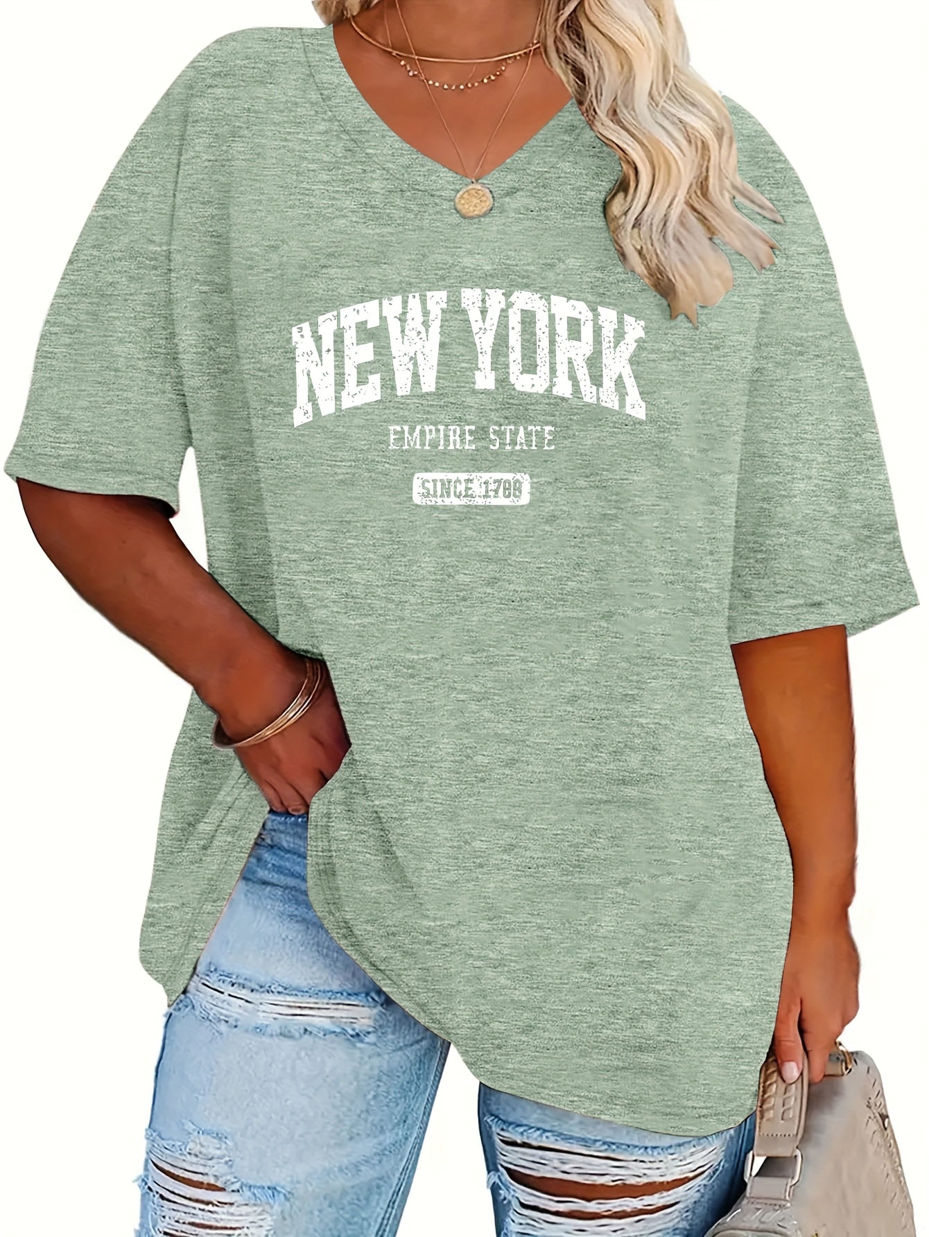 Plus Size Women's V-Neck T-Shirt Loose Off-Shoulder Casual Top