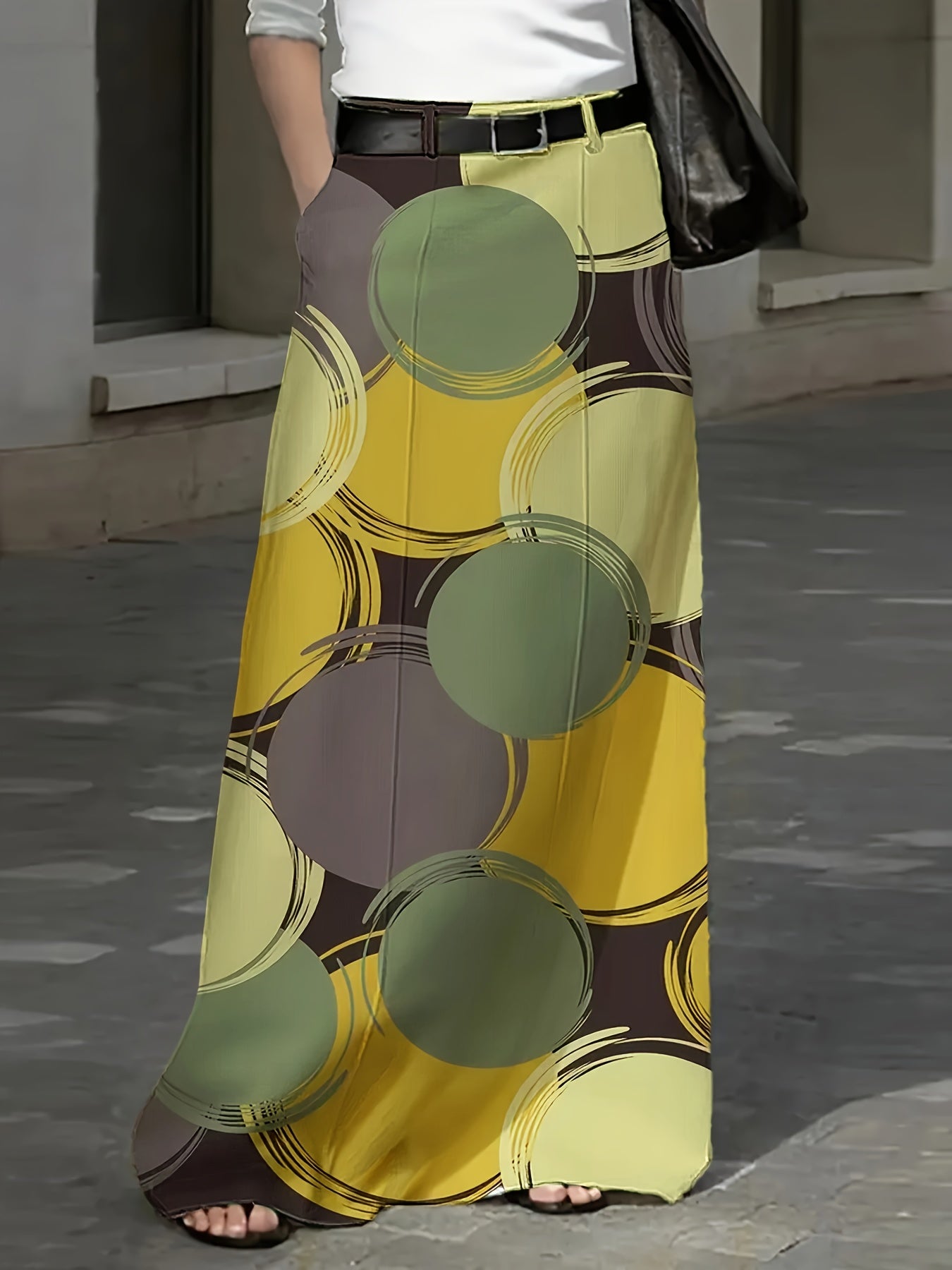 Women's Plus Size Printed Skirt with Pockets and Comfortable Fit