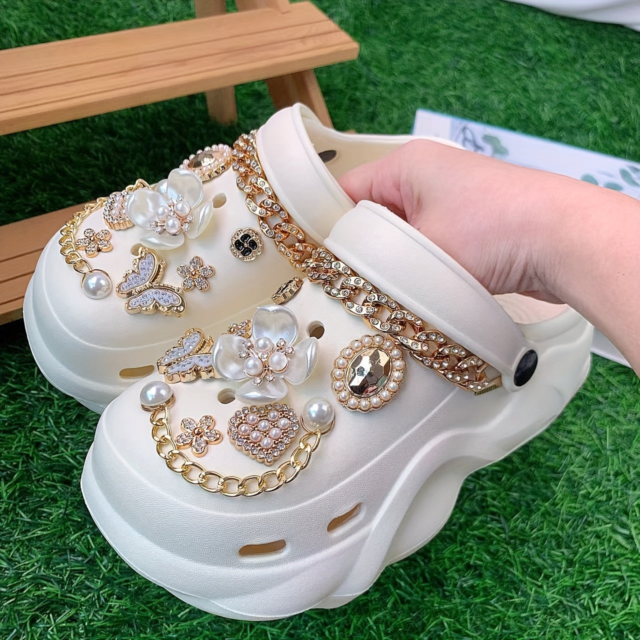 Women's EVA Slip-On Shoes Summer Casual With Flower and Rhinestone Details