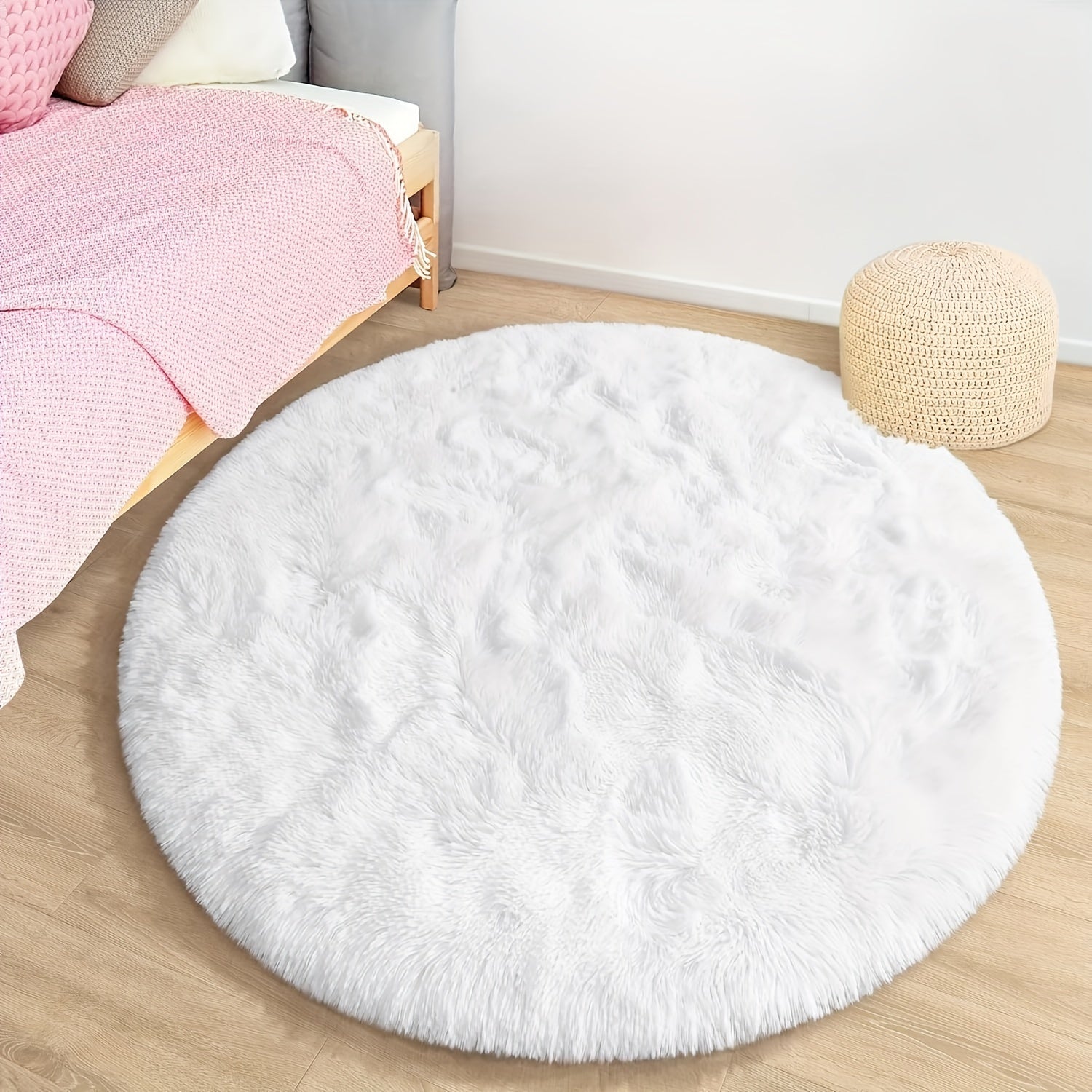 White Round Plush Area Rug Thick Durable Faux Fur Cozy Home Decor
