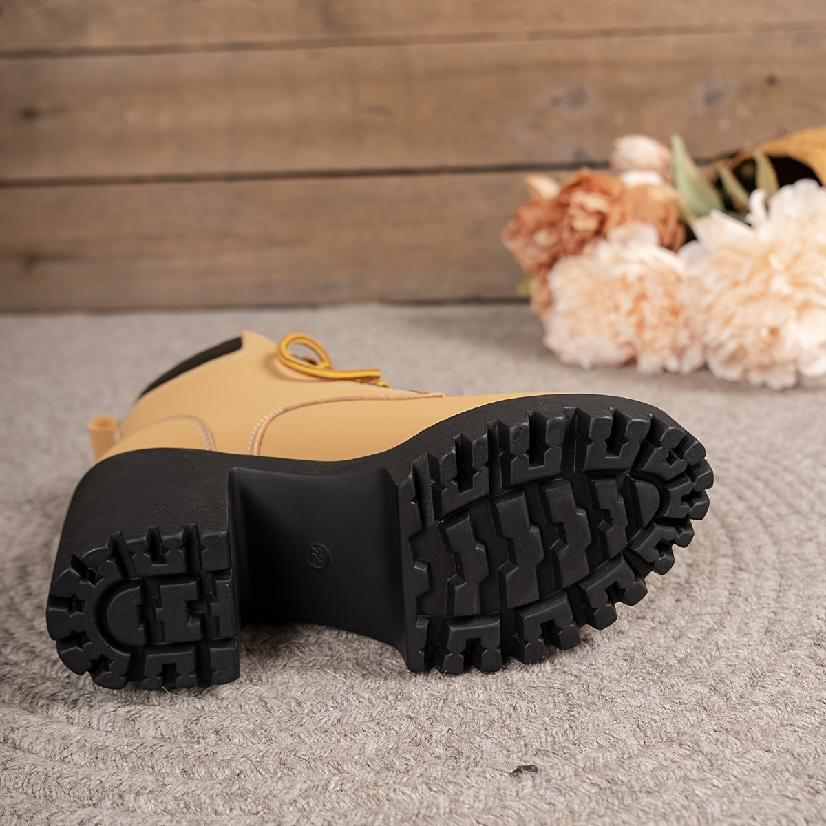 Women's Lace-Up Ankle Boots All-Season Round Toe Block Heel Solid Color