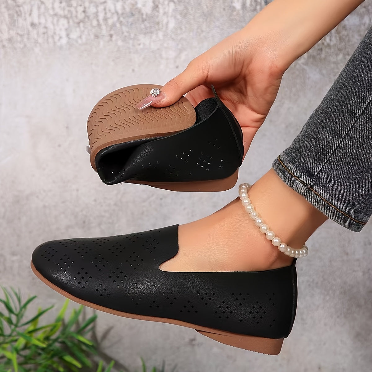 Ladies Flat Shoes Summer Breathable Microfiber Comfort Casual Flats