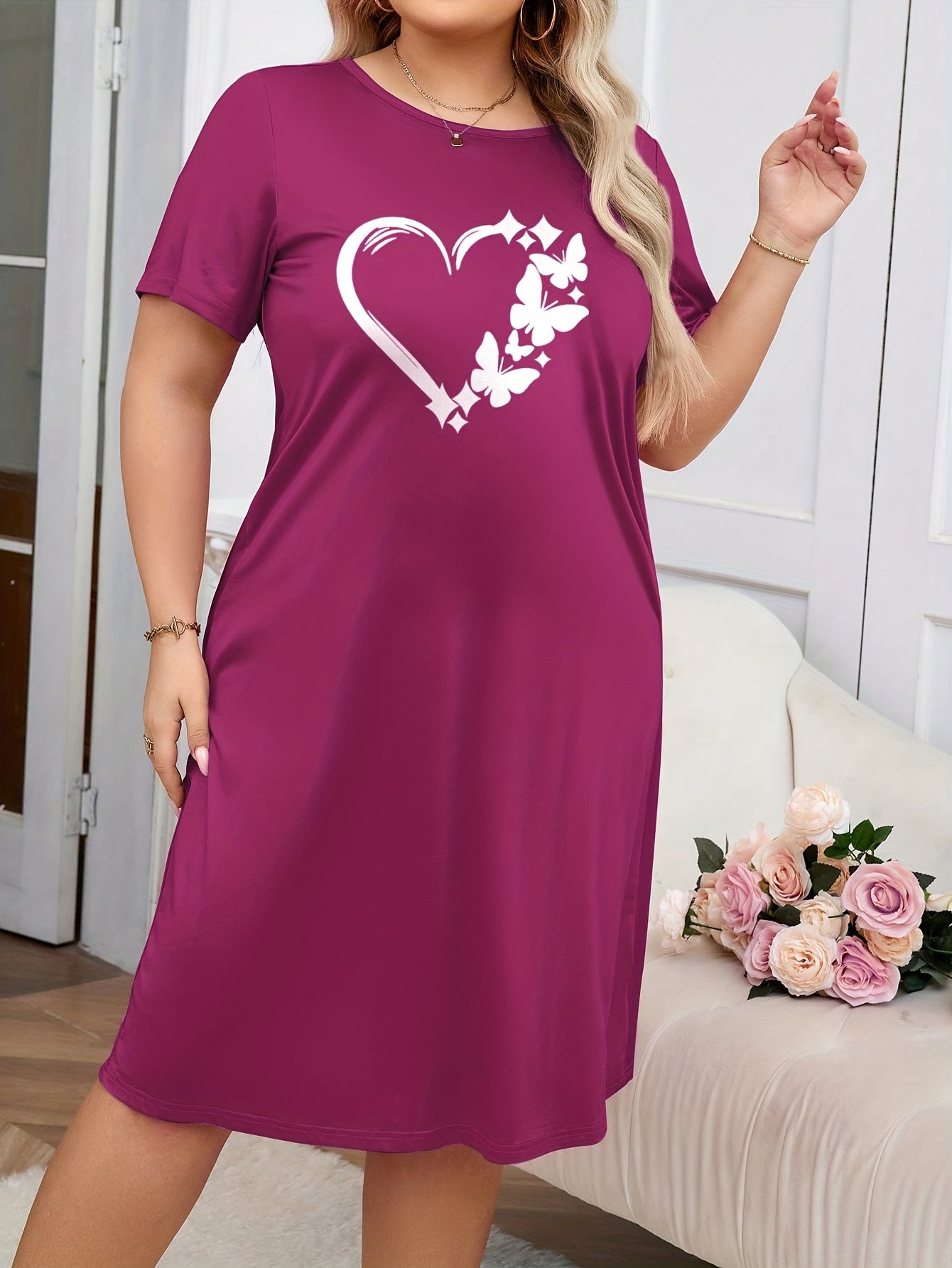 Plus Size Women's Nightgown Short Sleeve Heart Print Casual T-Shirt Dress