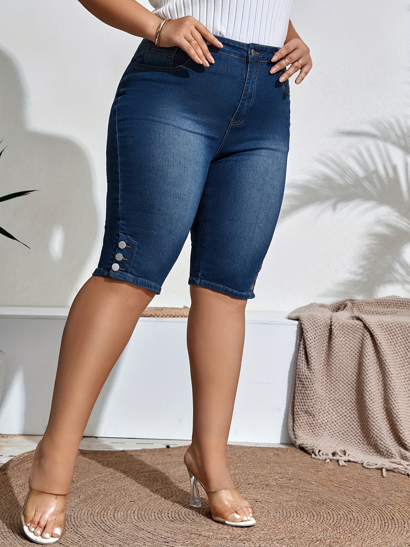 Women's Plus Size High Rise Stretch Blue Denim Capri Jeans