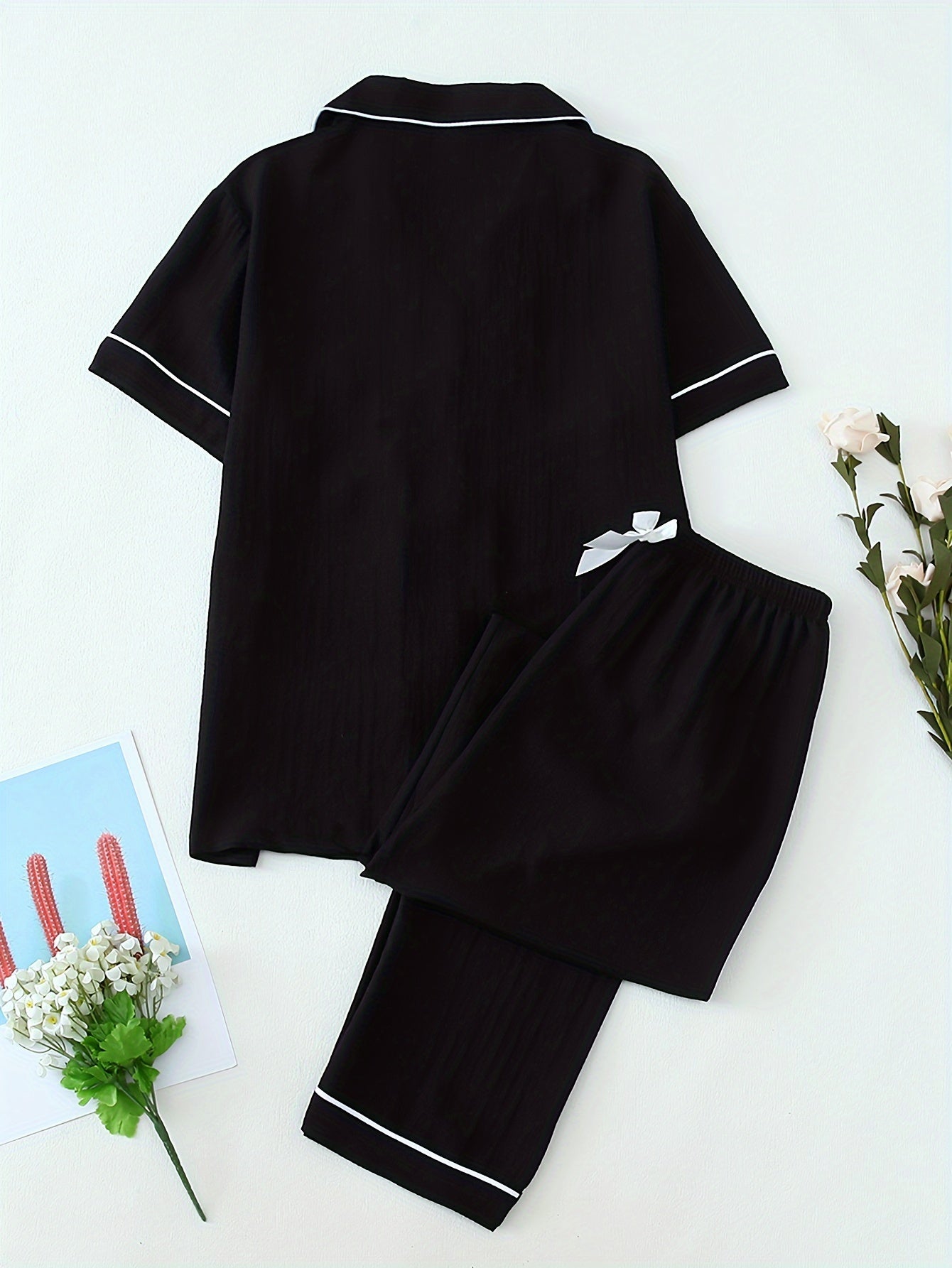 Women's Heart Embroidery Casual Pajama Set Short Sleeve Top and Long Pants